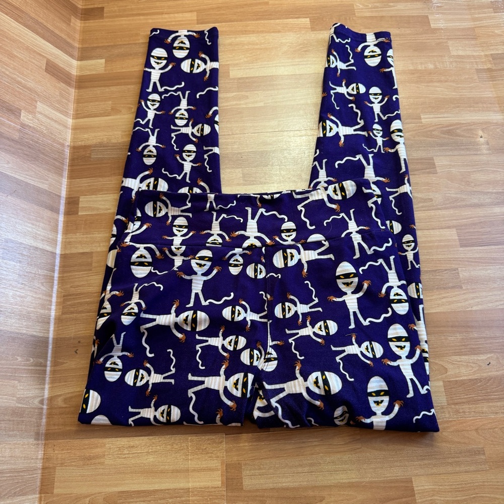 Lularoe purple Halloween mummie stretchy leggings one size